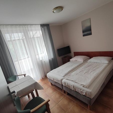 Bed and Breakfast Anker-Podczele Kołobrzeg Exterior foto