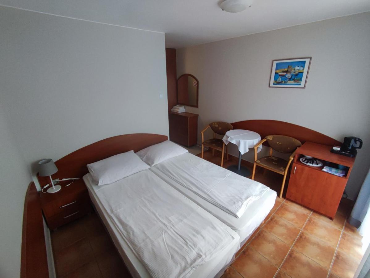 Bed and Breakfast Anker-Podczele Kołobrzeg Exterior foto