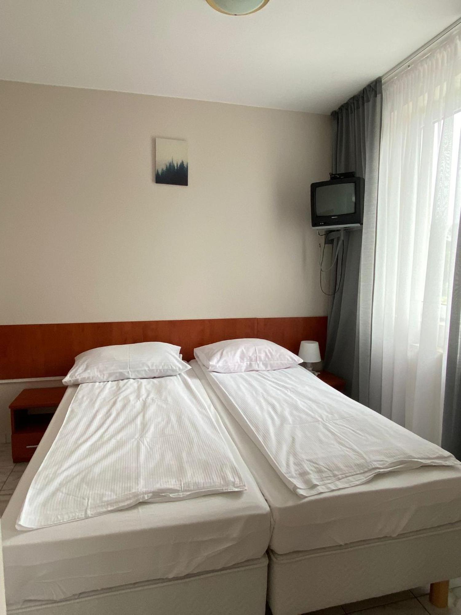 Bed and Breakfast Anker-Podczele Kołobrzeg Exterior foto